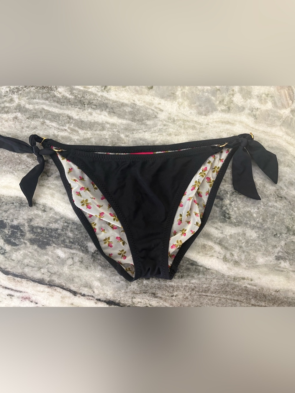 Betsey Johnson Vintage Y2K Black Bikini Bottom with Pink Floral Lining